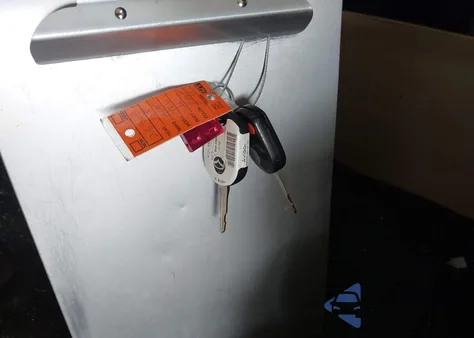 2008 Mazda Tribute I Sport из США, поврежденный, VIN 4F2CZ02Z58KM22554